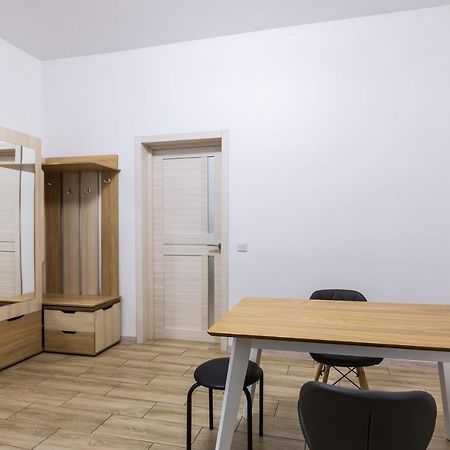 Vodna White Apartment リヴィウ エクステリア 写真