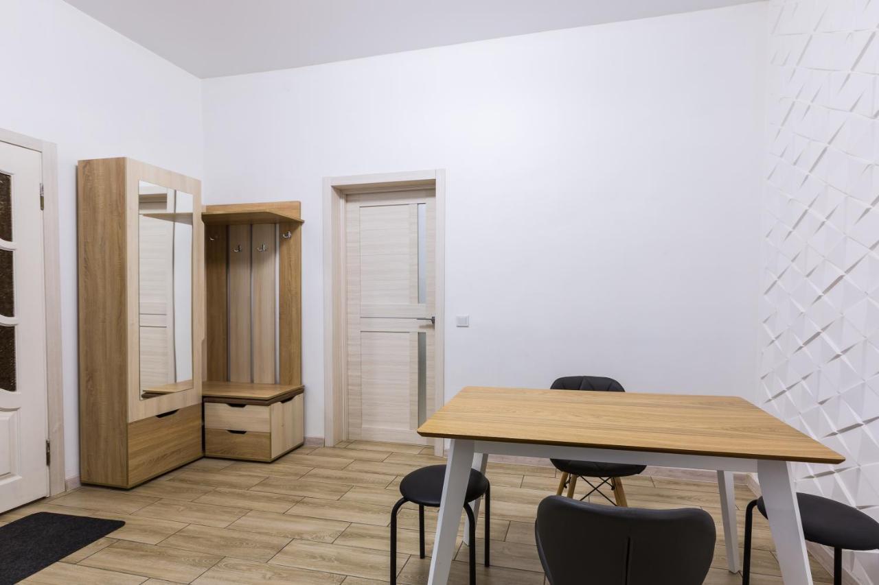 Vodna White Apartment リヴィウ エクステリア 写真