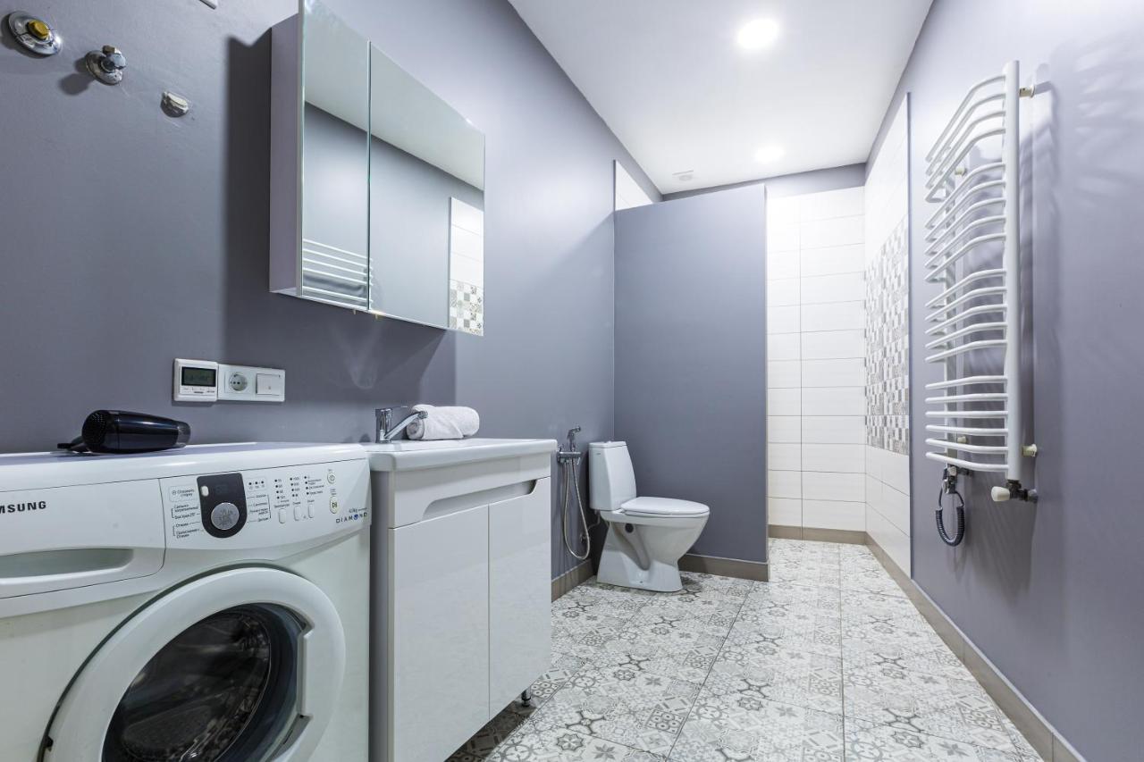 Vodna White Apartment リヴィウ エクステリア 写真
