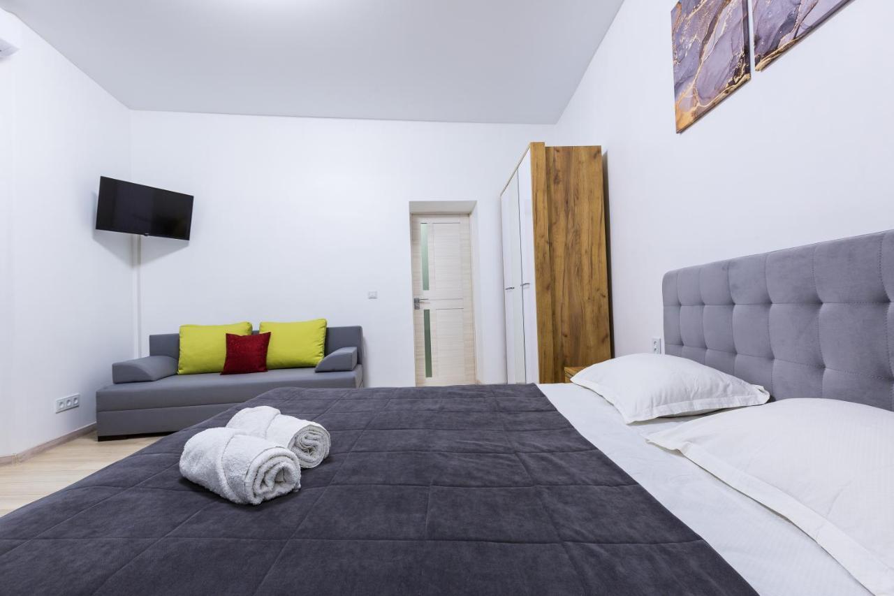 Vodna White Apartment リヴィウ エクステリア 写真