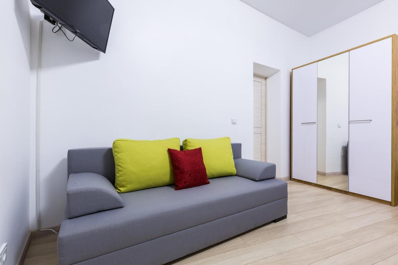 Vodna White Apartment リヴィウ エクステリア 写真