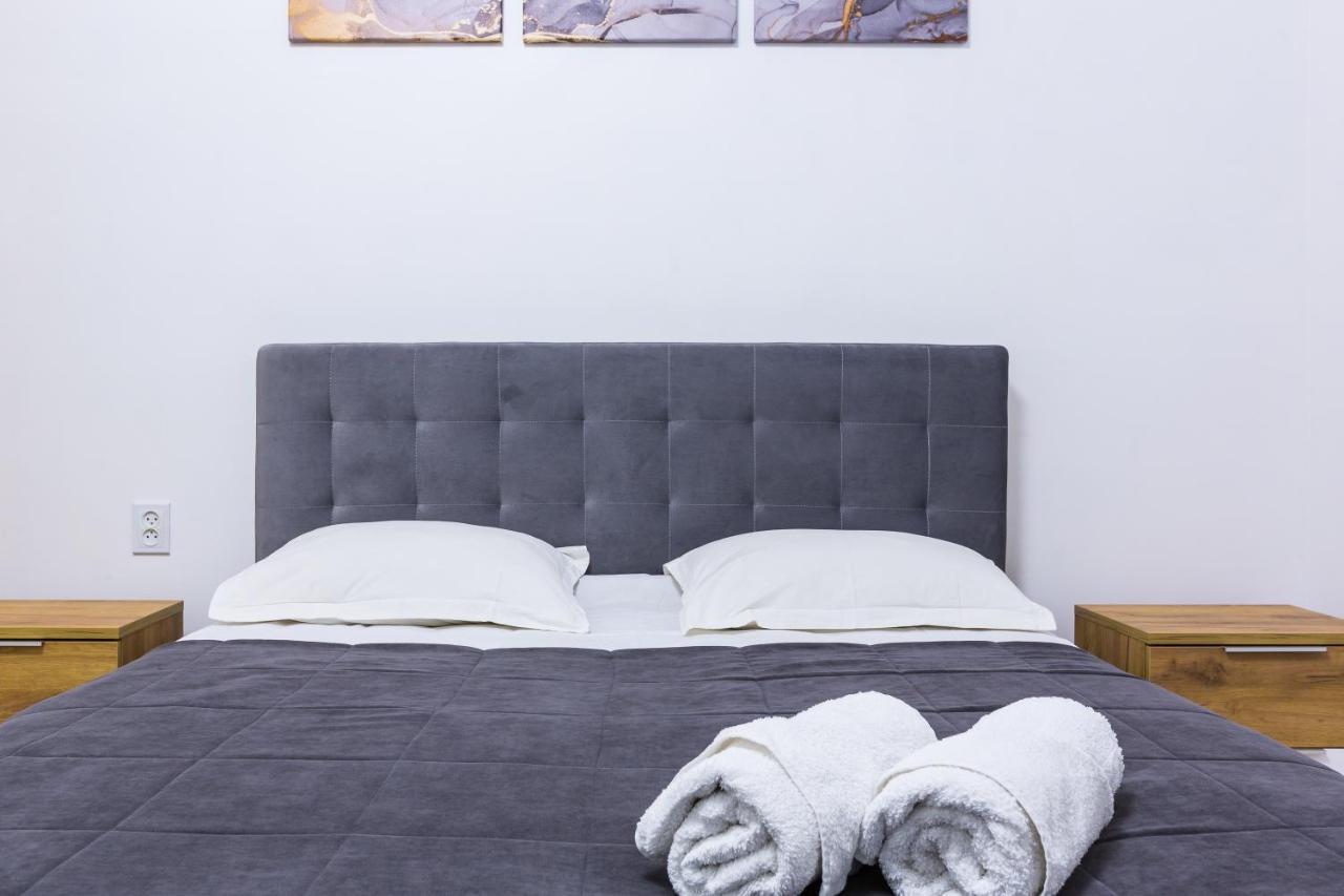Vodna White Apartment リヴィウ エクステリア 写真