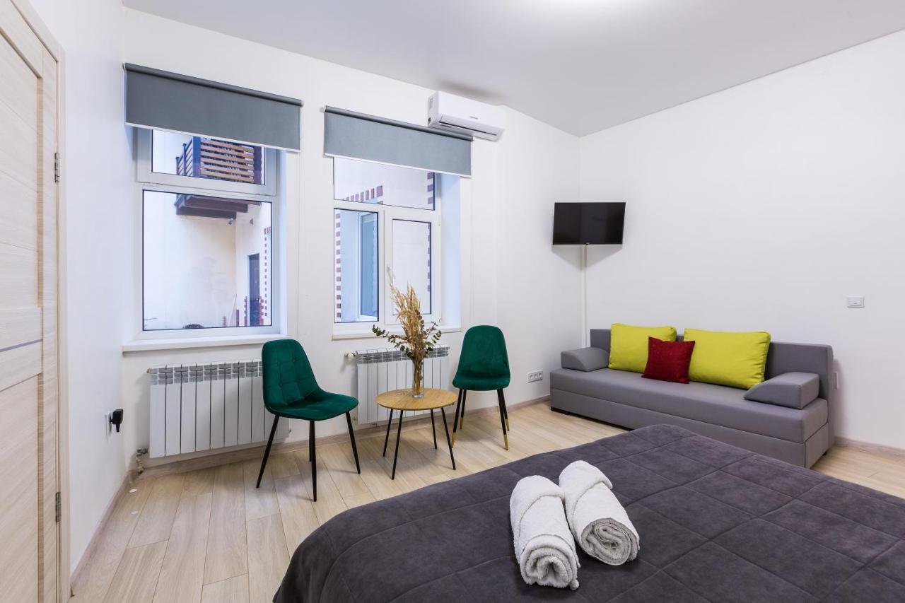 Vodna White Apartment リヴィウ エクステリア 写真