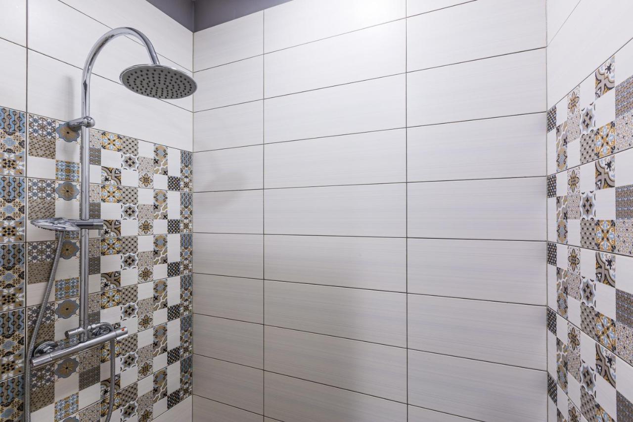 Vodna White Apartment リヴィウ エクステリア 写真
