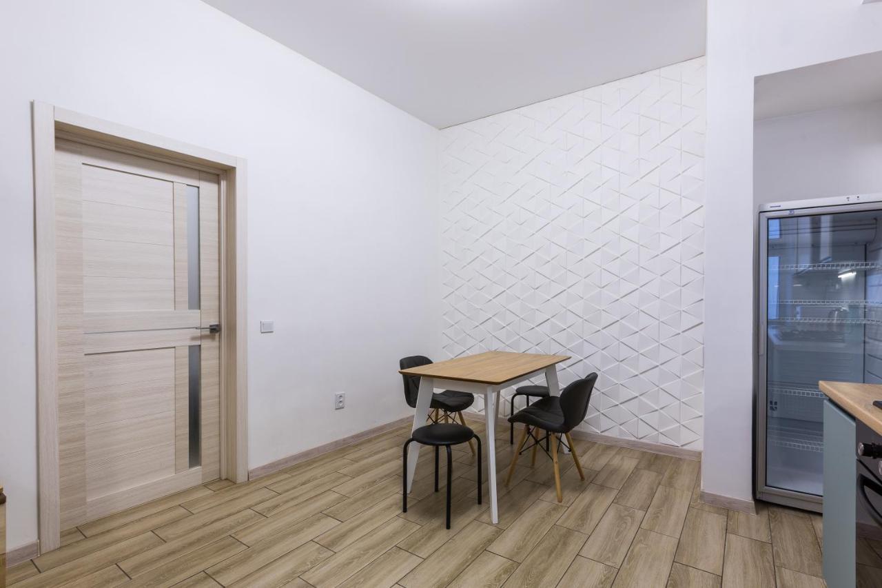 Vodna White Apartment リヴィウ エクステリア 写真